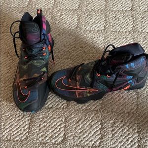Nike Lebron 13’s Size 12